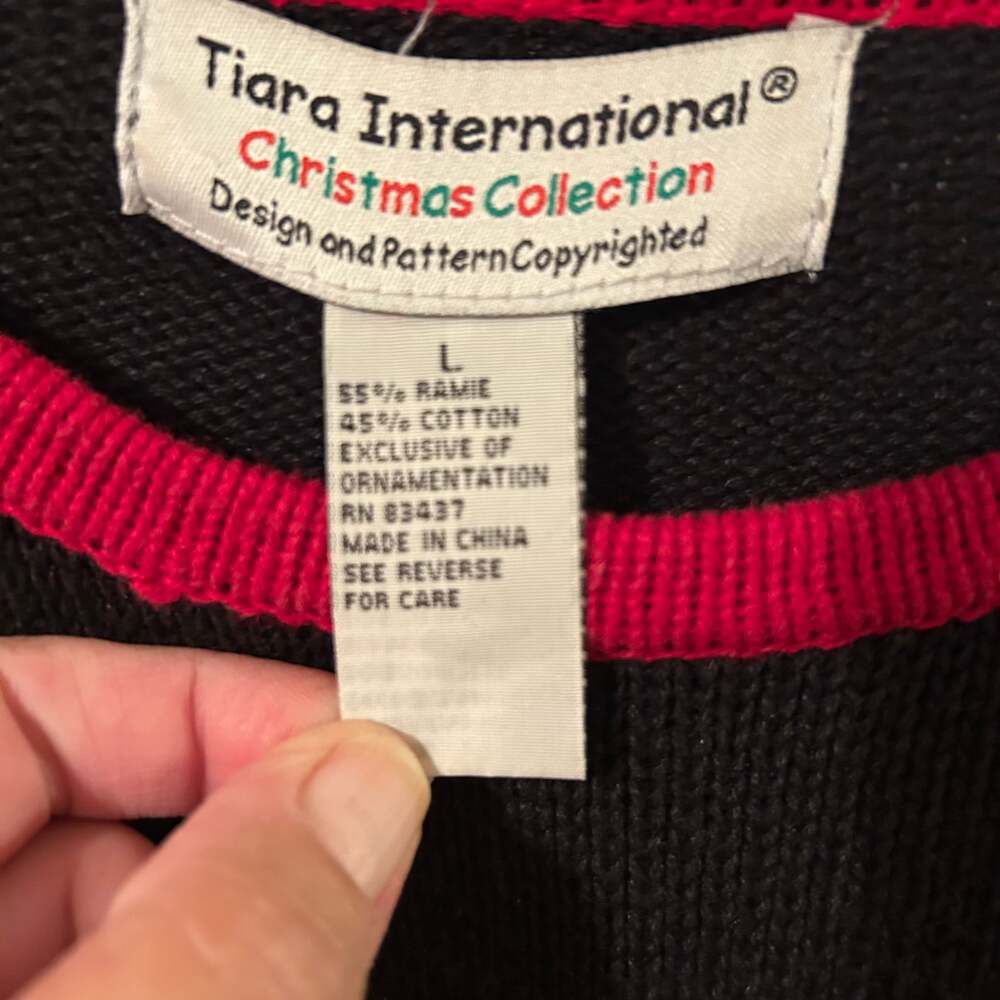 Vintage Tiara International Christmas Sweater Tree with Cardinals Size L - Picture 4 of 9